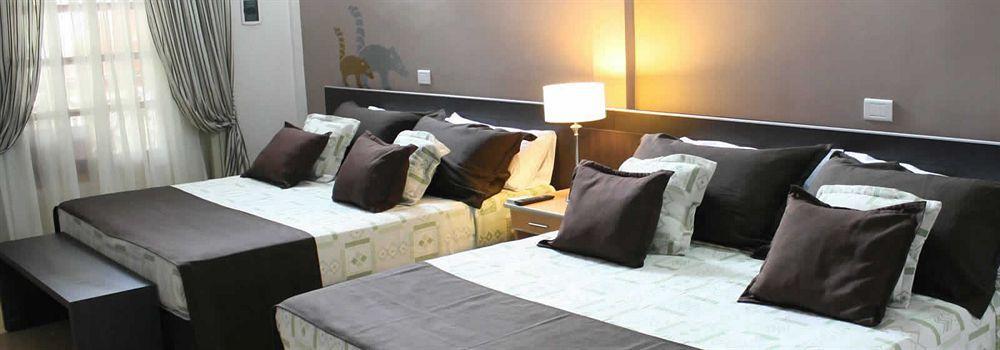 Akwati Suites Iguazu ปูแอร์โตอีกวาซู ภายนอก รูปภาพ