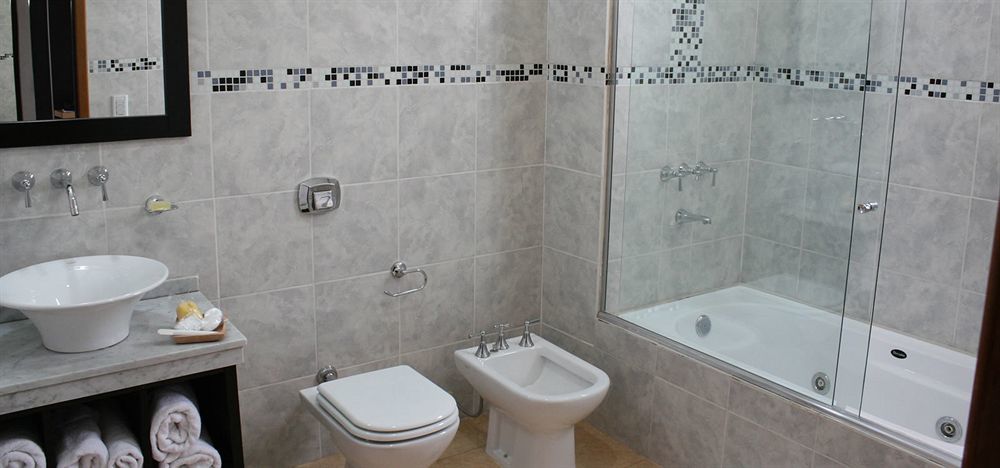 Akwati Suites Iguazu ปูแอร์โตอีกวาซู ภายนอก รูปภาพ